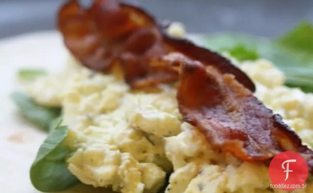 Salada De Ovo, Rúcula E Bacon Wraps