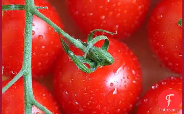 Tomates Torrados, Cebolas Vermelhas E Torta De Rúcula