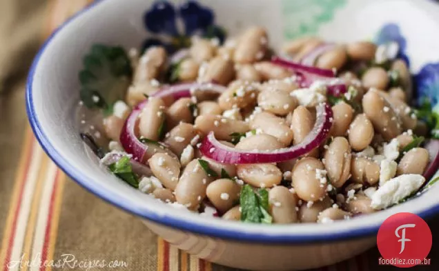 Salada De Feijão Cannellini Com Vinagrete Balsâmico Branco