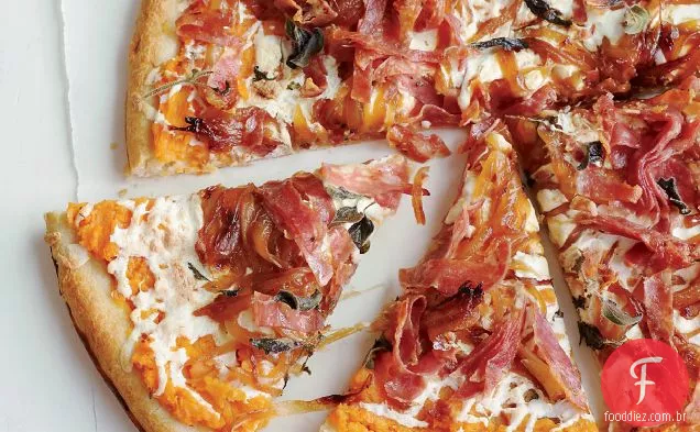 Batata doce, cebola balsâmica e Pizza Soppressata