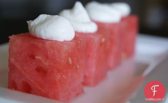 Cubos De Melancia E Creme Feta