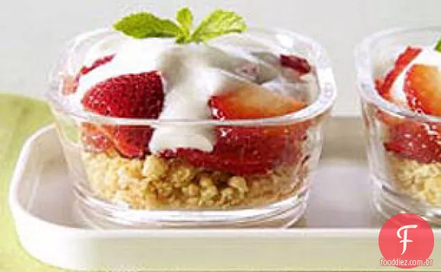 Berries ' N Yogurt Cream Cups