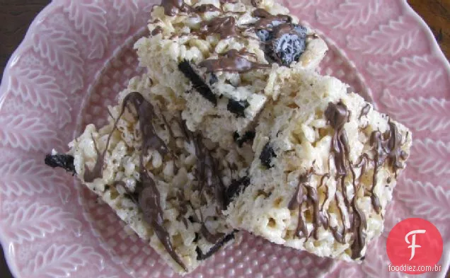 Biscoitos E Creme Crocantes