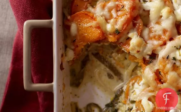 Squash gratinado com Poblanos & creme