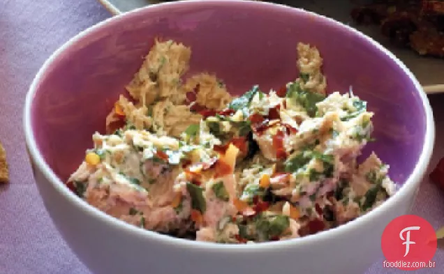 Atum e alcaparras