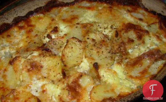 A tentação de Jansson (caçarola sueca de batata e anchova)