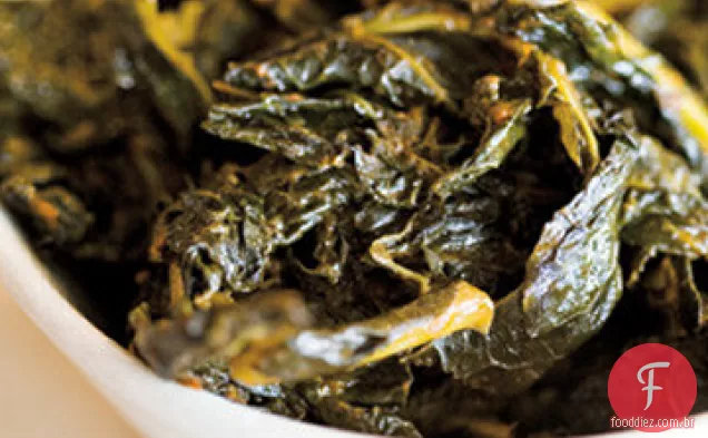 Couve de Lacinato refogada com receita de tomate e anchova
