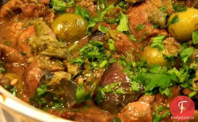 Caçarola de carne e rim, com temperos incomuns