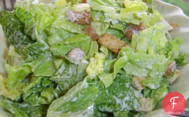 A famosa salada Caesar de Kittencal