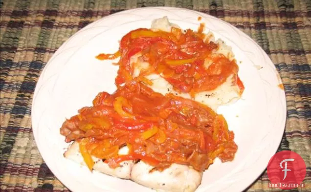 Robalo Com Molho De Pimenta Siciliana