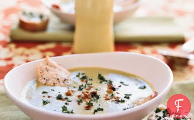 Soupe au Verte com torradas de queijo de cabra
