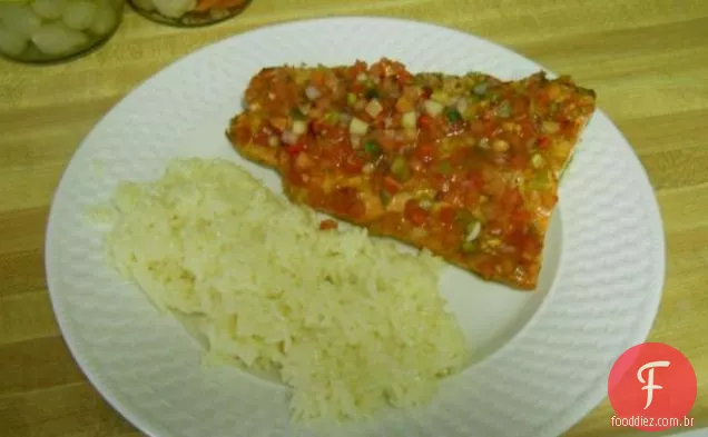 Filetes de cabeça chata com manteiga de estragão
