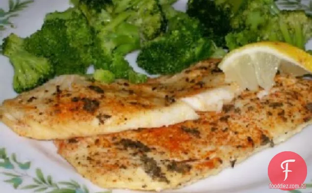 Tilápia Parmesão Grelhada (Low-Carb)