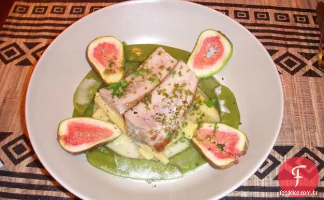 Atum assado em molho Chardonnay