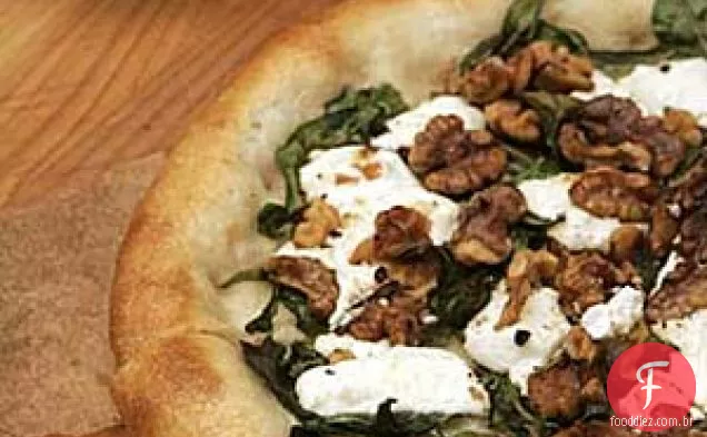Rúcula, Queijo De Cabra E Pizza De Noz