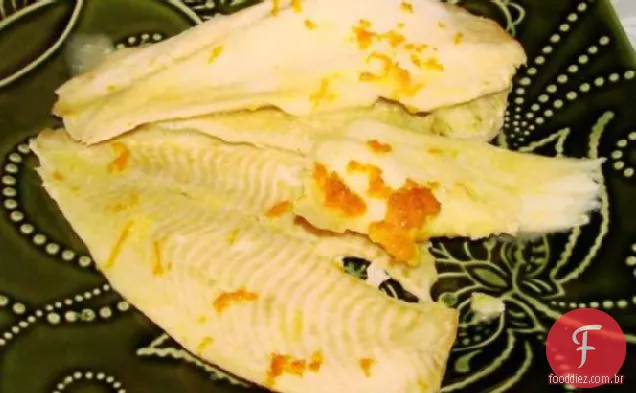 Peixe assado com molho de laranja