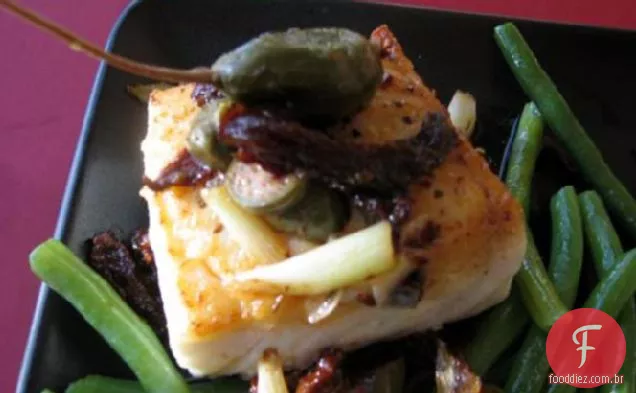 Alabote grelhado com Haricots Vert, cebolinha e molho de vinho branco