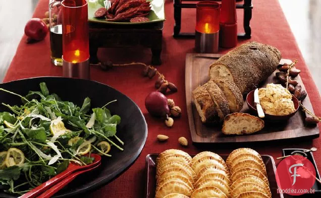 Salada de limão e rúcula com queijo parmesão