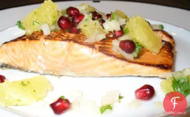 Salmão com romã e Salsa Laranja