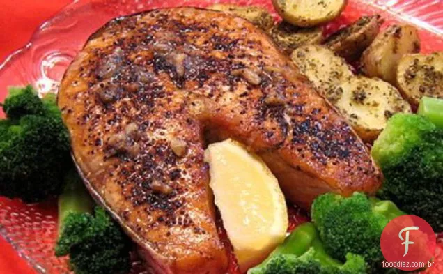 Salmão Com Alho Limão