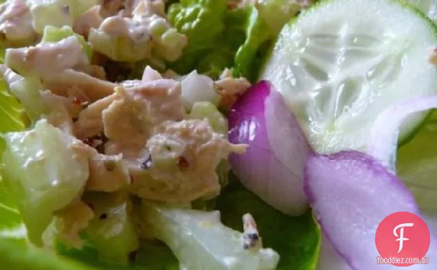 Salada de atum atraente de Catherine Ann - A Fazenda Longmeadow