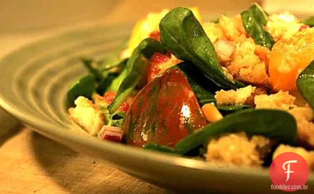 Salada De Pão Com Tomate E Rúcula