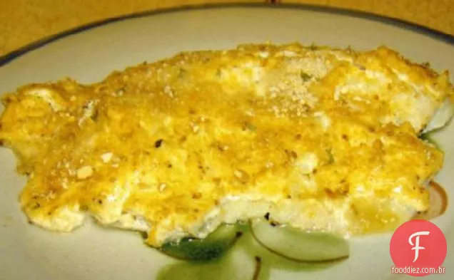 Tilápia Assada Com Creme Azedo Crosta De Parmesão