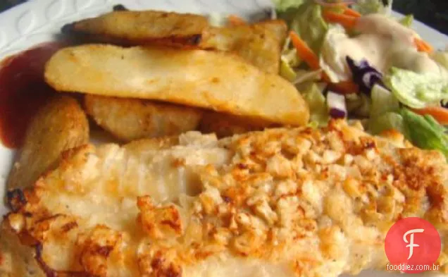 Peixe e batatas fritas crocantes com baixo teor de gordura