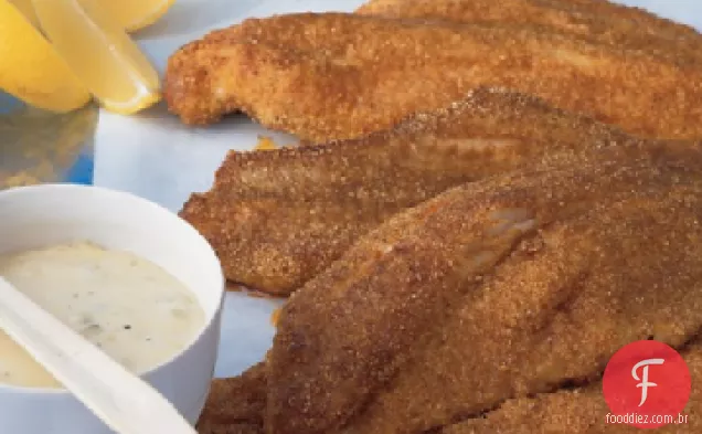 Peixe-Gato Com Crosta De Fubá Picante