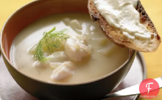 Sopa de peixe com limão Aioli