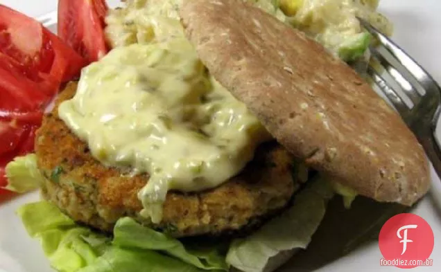 Hambúrgueres De Peixe Com Ervas Frescas