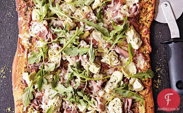 Alcachofra e rúcula Pizza com Prosciutto
