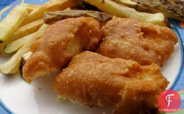 Peixe clássico e batatas fritas