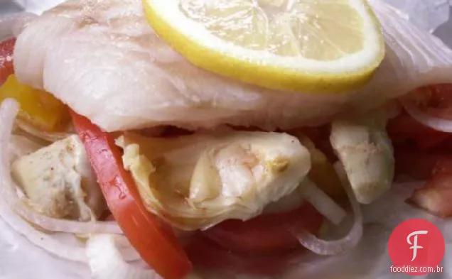 Alabote grelhado com pimentão e alcachofra