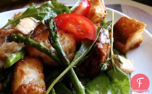 Espargos E Rúcula Panzanella