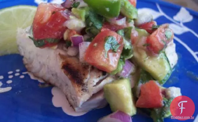 Mahi Mahi Grelhado Com Salsa De Abacate
