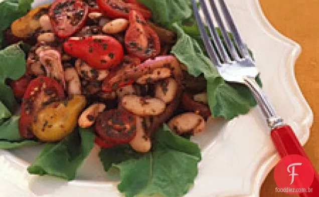 Salada De Rúcula E Canellini Com Vinagrete De Azeitona