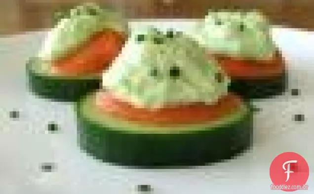 Bolas de arroz de salmão e abacate