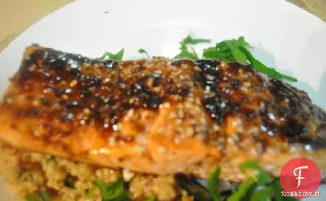 Salmão Assado No Forno Com Molho Balsâmico