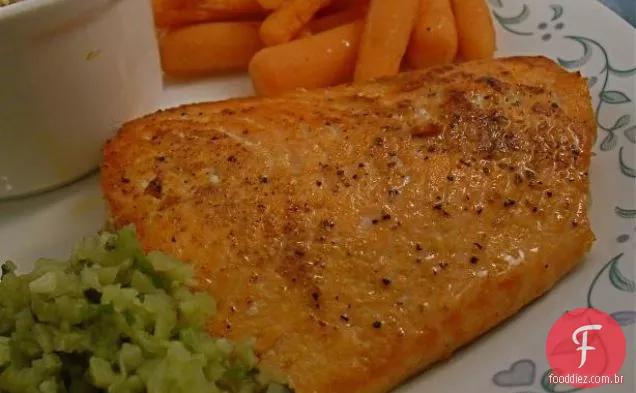 Salmão defumado e Gruyere Panini