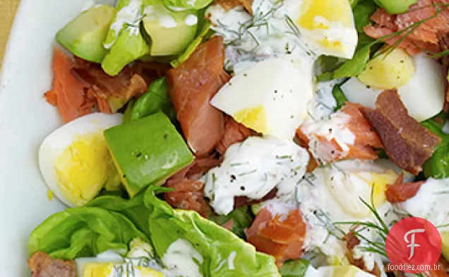 Salada Cobb De Salmão Defumado