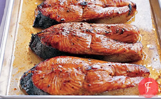 Bifes De Salmão Com Esmalte Hoisin