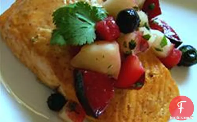 Salmão frito com Chutney de frutas de Verão