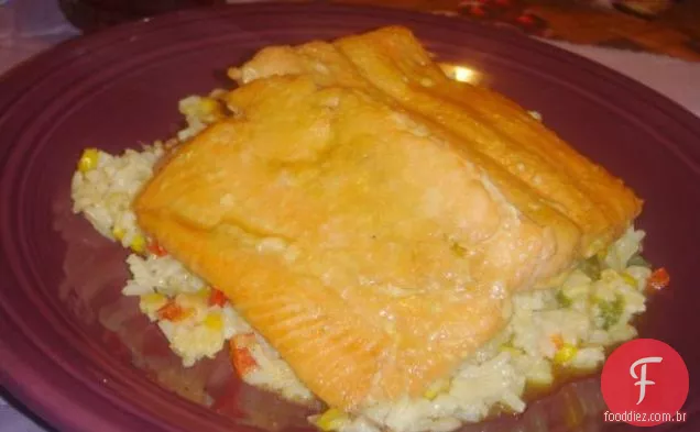 Salmão defumado e assar ovos