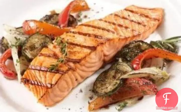 Salmão Grelhado balsâmico e alecrim