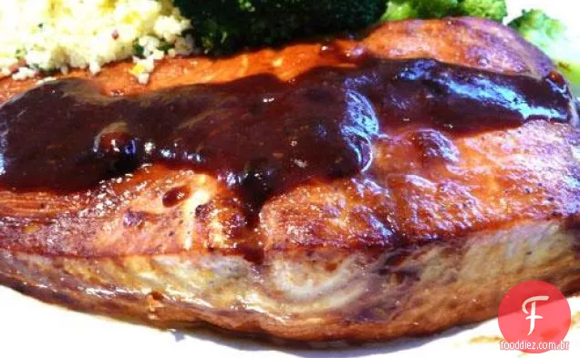 Hambúrgueres ou bolos de salmão e endro