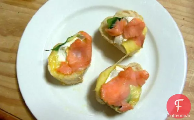 Stackers De Salmão Defumado Brie