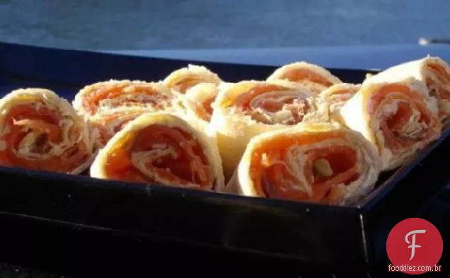 Redemoinhos De Salmão Defumado E Cream Cheese