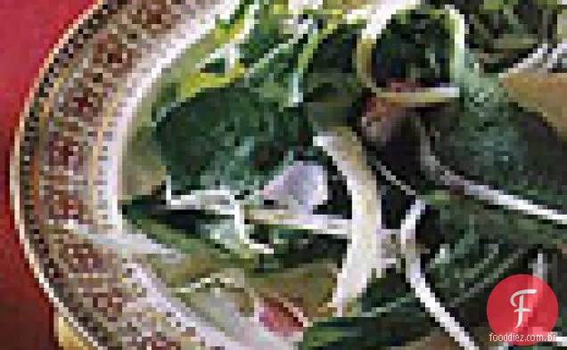 Salada de rúcula, erva-doce e Parmesão