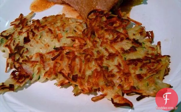 Salmão defumado, queijo de cabra e Crouton de mostarda